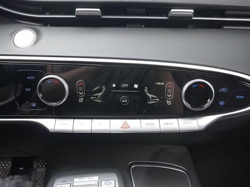 Used 2024 Genesis GV70 2.5T image 49