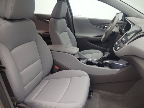 Used 2023 Chevrolet Malibu LT FWD image 21