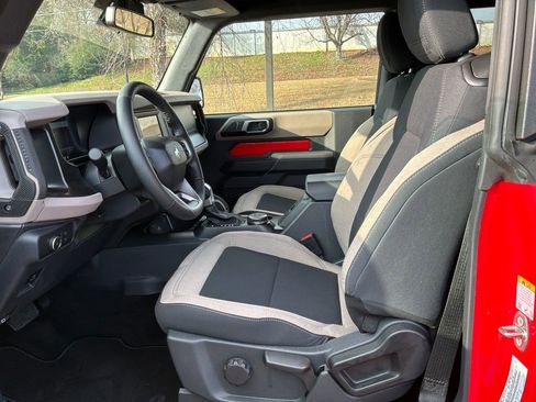 Used 2022 Ford Bronco Big Bend image 9