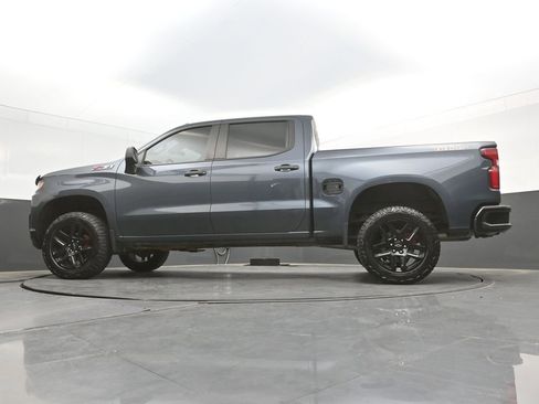 Used 2021 Chevrolet Silverado 1500 Custom Trail Boss w/ Safety Confidence Package AWD/4WD image 35