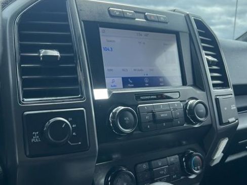 Used 2020 Ford F150 XLT w/ Equipment Group 302A Luxury AWD/4WD image 42
