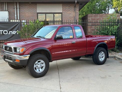 Used 1996 Toyota Tacoma 4x4 Xtracab V6 image 2