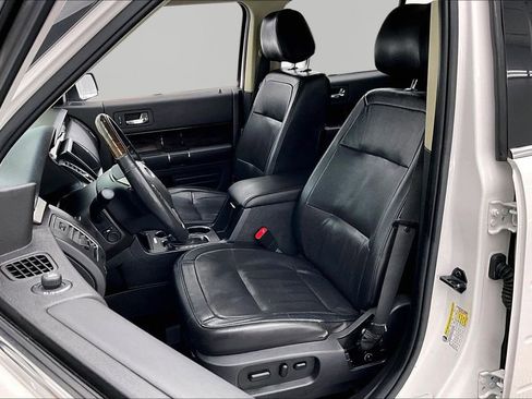 Used 2018 Ford Flex Limited w/ Equipment Group 301A FWD image 25