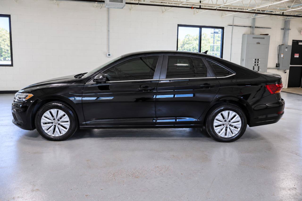 Used 2019 Volkswagen Jetta S w/ Driver Assistance Package FWD image 4