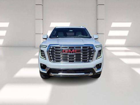 New 2026 GMC Yukon XL Denali image 2