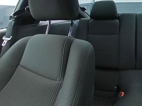 Used 2014 Ford Mustang Coupe RWD image 21