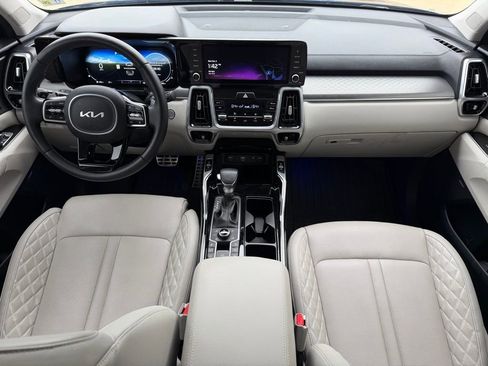 Used 2023 Kia Sorento SX image 18