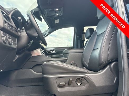 Used 2024 Chevrolet Tahoe LT AWD/4WD image 2