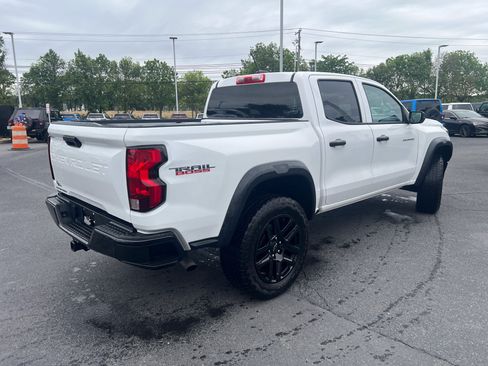 Used 2023 Chevrolet Colorado Trail Boss w/ LPO, Dark Essentials Package AWD/4WD image 15