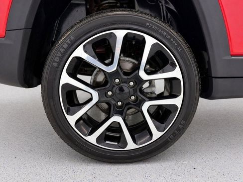 Used 2018 Jeep Compass Limited AWD/4WD image 33