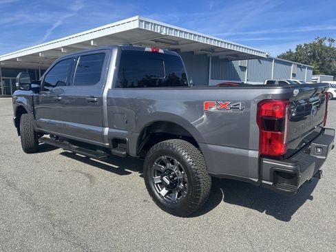 Used 2023 Ford F250 Lariat w/ Lariat Ultimate Package image 5