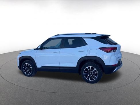 Used 2025 Chevrolet TrailBlazer LT image 10