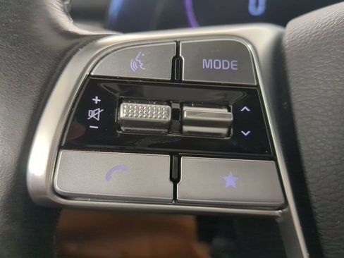 Used 2023 Kia Telluride EX X-Line image 31