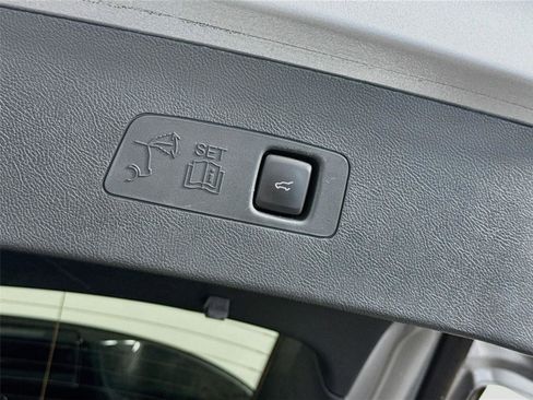Used 2022 Lincoln Corsair FWD w/ Equipment Group 101A image 20