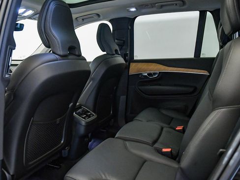Certified 2025 Volvo XC90 B6 Ultra image 20