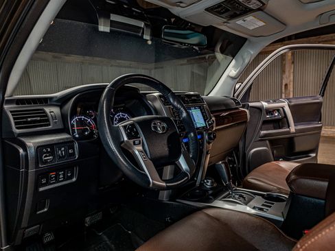 Used 2023 Toyota 4Runner Limited AWD/4WD image 16