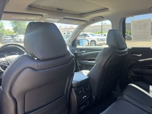 Used 2018 Acura MDX SH-AWD image 26
