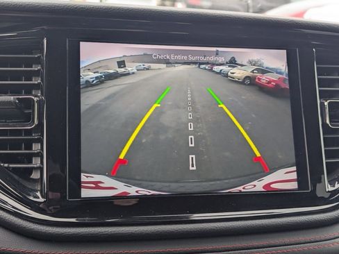 Used 2024 Dodge Durango GT image 16