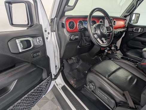 Used 2021 Jeep Wrangler Unlimited Rubicon image 9
