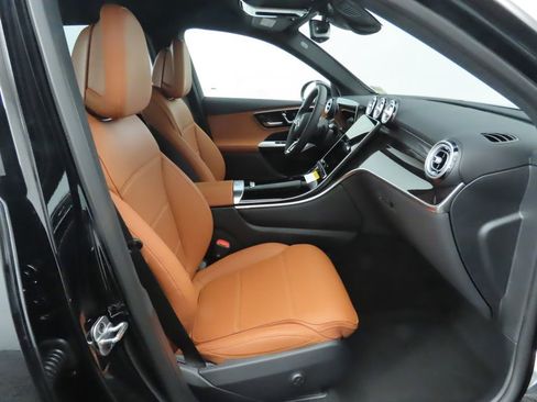 Certified 2026 Mercedes-Benz GLC 300 image 21