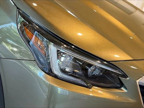 Used 2022 Subaru Outback Premium AWD/4WD image 12