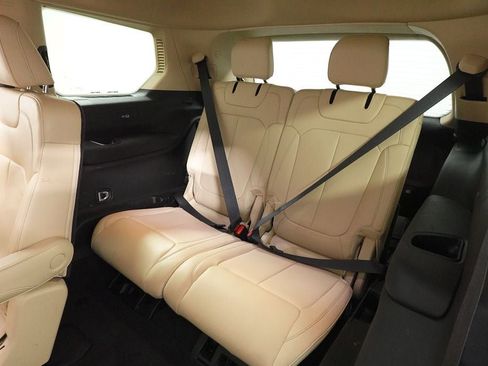 Used 2022 Jeep Grand Cherokee L Limited image 12