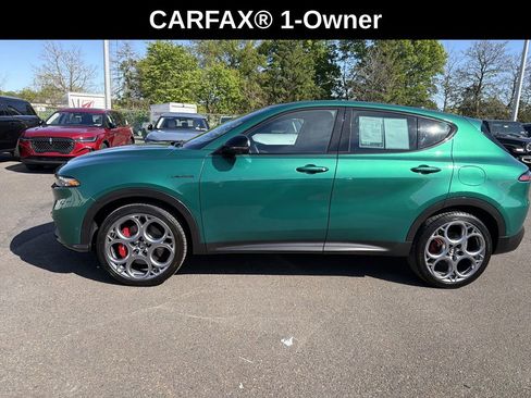 Used 2024 Alfa Romeo Tonale Veloce AWD/4WD image 2
