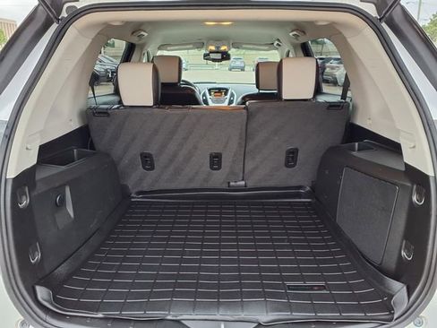 Used 2017 GMC Terrain SLT FWD image 25