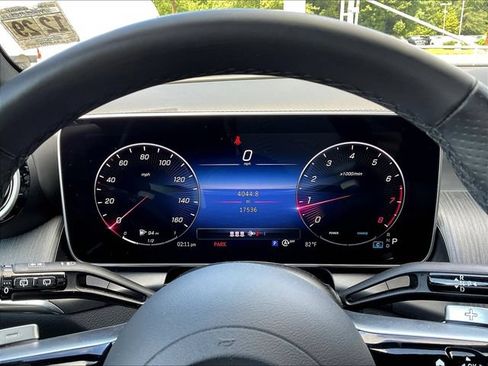 Certified 2024 Mercedes-Benz GLC 300 4MATIC image 15