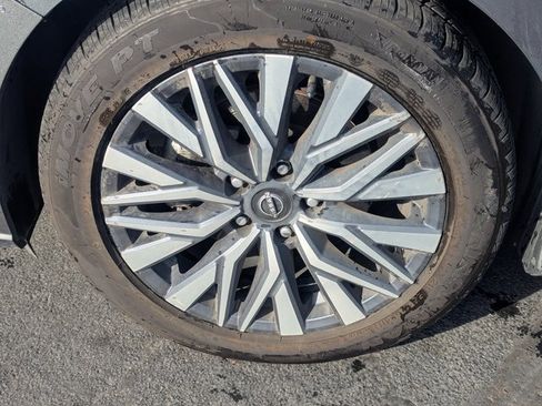 Used 2023 Nissan Altima 2.5 SV image 12