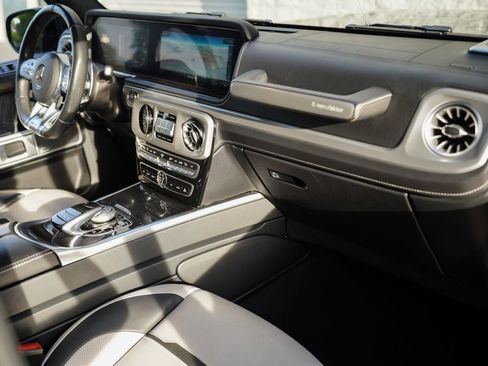 Used 2020 Mercedes-Benz G 63 AMG 4MATIC w/ G Manufaktur Interior Package image 21