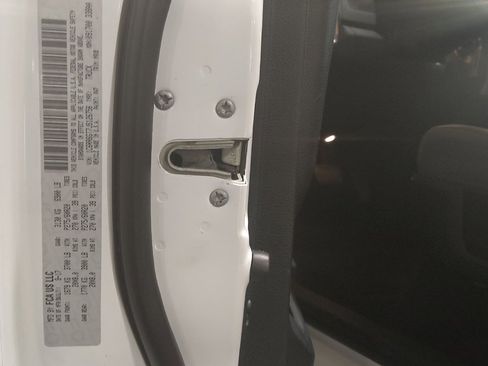 Used 2018 RAM 1500 Big Horn image 33