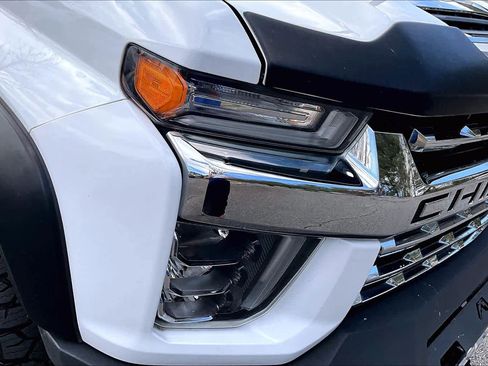 Used 2020 Chevrolet Silverado 2500 LTZ w/ Technology Package image 27