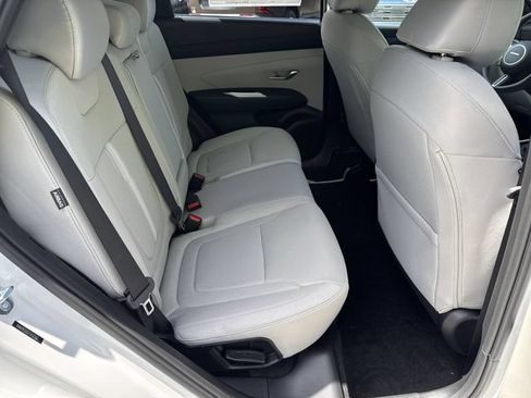New 2026 Hyundai Tucson SEL FWD image 17