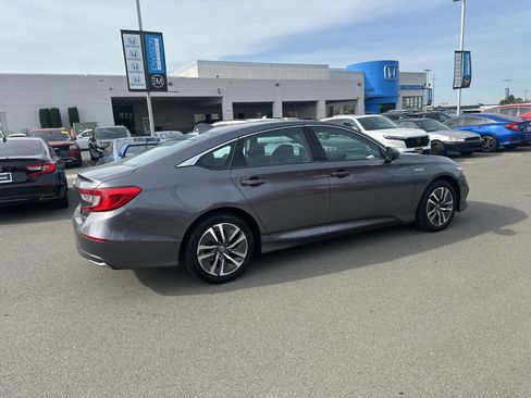 Used 2021 Honda Accord Base image 3