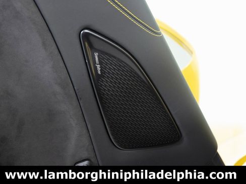 Used 2023 Maserati MC20 Coupe image 11