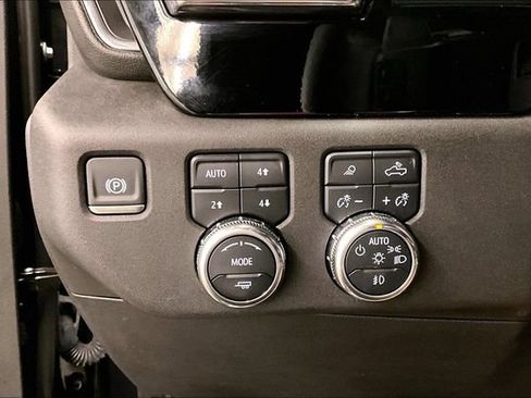 Used 2025 GMC Sierra 1500 Elevation AWD/4WD image 38