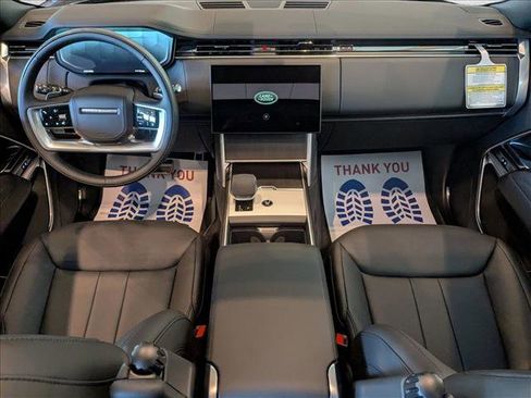 New 2026 Land Rover Range Rover Long Wheelbase SE AWD/4WD image 14