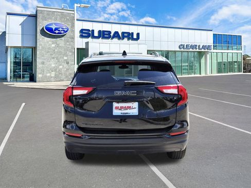 Used 2022 GMC Terrain SLE w/ Driver Convenience Package image 5