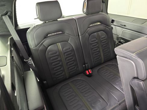 Used 2023 Rivian R1S Adventure image 25