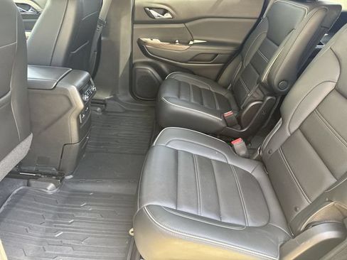 Used 2022 GMC Acadia Denali w/ Denali Technology Package AWD/4WD image 27