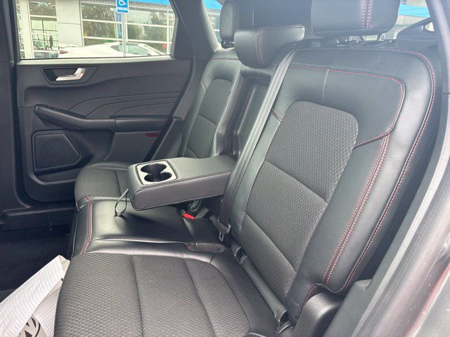 Used 2023 Ford Escape ST-Line w/ Tech Pack #1 AWD/4WD image 9
