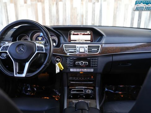 Used 2014 Mercedes-Benz E 350 4MATIC Sedan w/ Premium 1 Package image 17