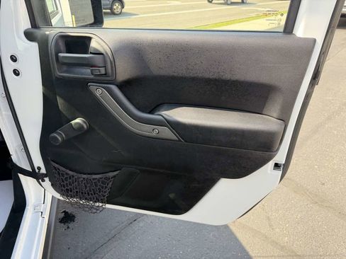 Used 2014 Jeep Wrangler Sport AWD/4WD image 18