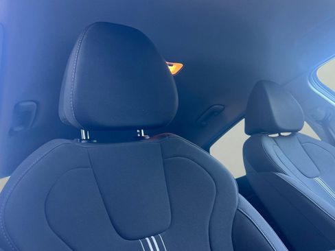 Used 2025 Hyundai Elantra Blue image 20