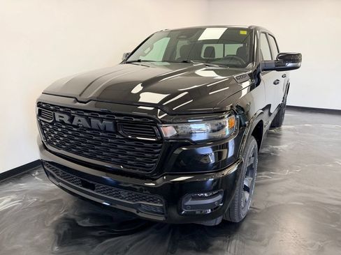 New 2026 RAM 1500 4x4 Crew Cab image 4