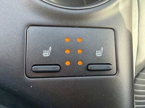 Used 2024 Toyota Camry SE FWD image 28