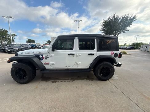Used 2019 Jeep Wrangler Unlimited Sport S AWD/4WD image 3