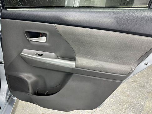 Used 2012 Toyota Prius V Two FWD image 33