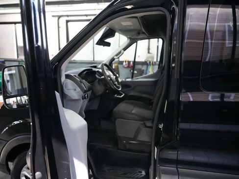Used 2018 Ford Transit 350 XLT RWD image 26